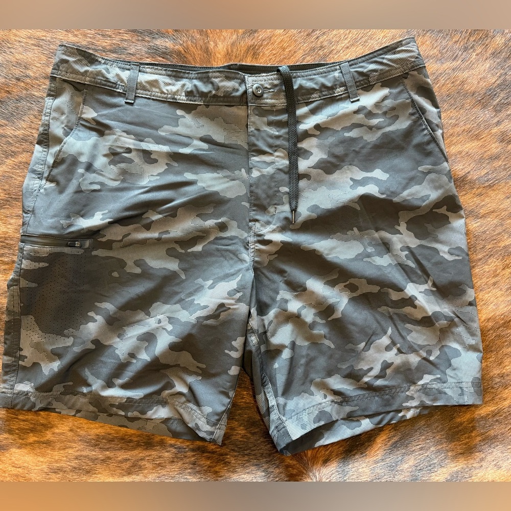 Men's Camo Shorts